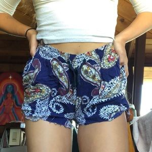 Patterned soft shorts